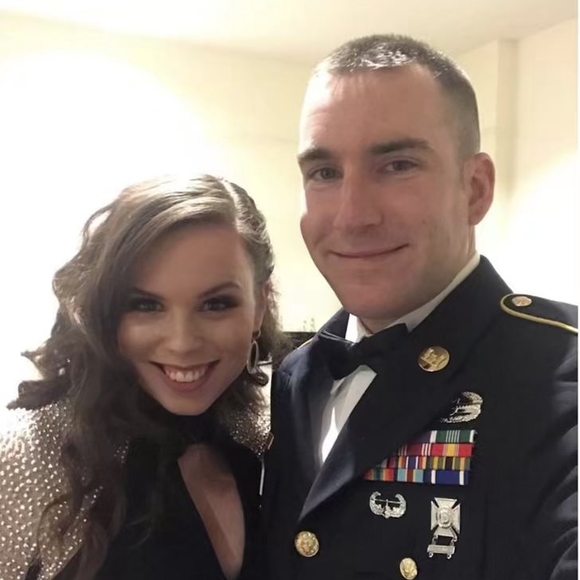 Meet your Posher, Kyle - Picture 1 of 1